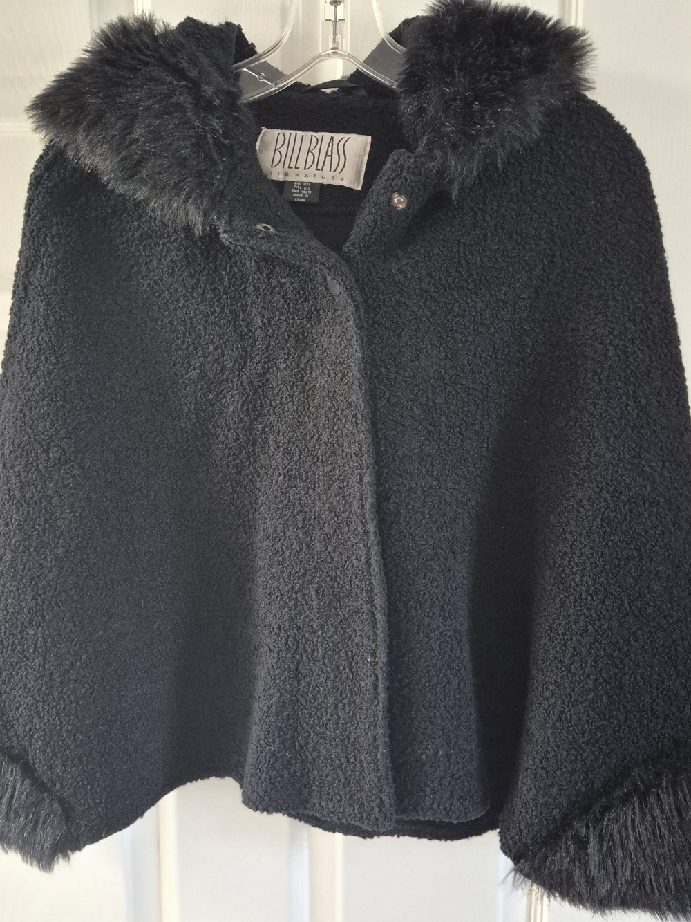 Bill Blass Black Faux Fur Trim Sweater Cape
